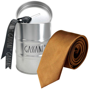 Pánský kravatový pořadač GASSANI 6 cm úzký světle hnědý pruhovaný Uni Rips v dárkové krabičce Plechová pokladnička