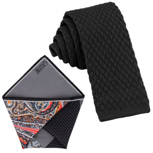Sada kravat GASSANI, 6 cm úzká rovná černá pletená kravata, kapesní čtvercové barevné 4 vzory